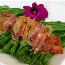 Green Beans with Smokey Bacon Vinaigrette