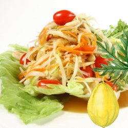 Green Papaya Salad (Som Tum)