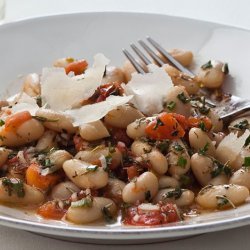 Tuscan White Bean Salad