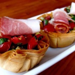 Easy Phyllo Cups With Salad and Ham (Side or Snack)