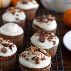 Maple Cupcakes With Maple Frosting