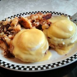 Sausage Eggs Benedict