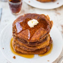 Fluffy Gingerbread Pancakes