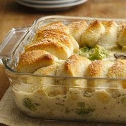 Chicken Alfredo Biscuit Casserole