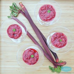 Honey Rhubarb Compote