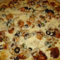 Mika's Barbecue Chicken Alfredo Pizza