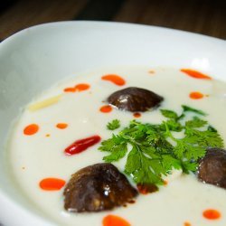 Tom Kha Gai (Thai Chicken Coconut Soup)