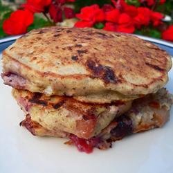 Cinnamon-Peach Cottage Cheese Pancakes