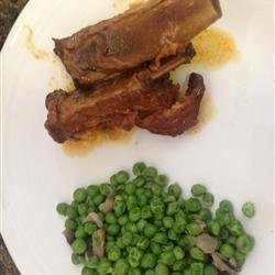 Slow Cooker Potluck Spareribs