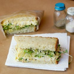 Bacon-Egg Salad Sandwiches