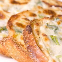 Garlic Cheese Bread*