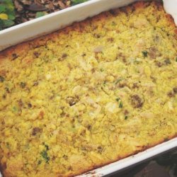 Deluxe Cornbread Dressing Casserole (Big Batch)