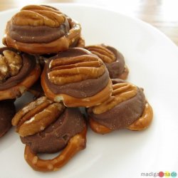 Easy Peanut Butter Cup Bites