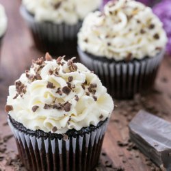 Chocolate Cupcakes With White Chocolate