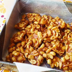 Honey Peanut Brittle