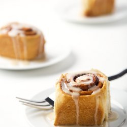 Vegan Cinnamon Rolls