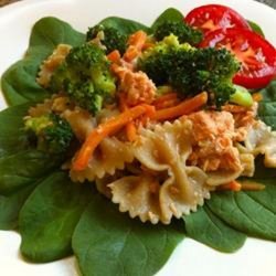 Delicious Salmon Pasta Salad