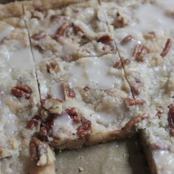 Cinnamon Pecan Bars