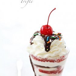 Banana Split Trifle