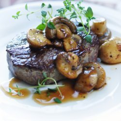 Grilled Steak in Wine Sauce