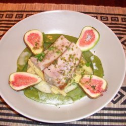 Pan Seared Tuna in Chardonnay Sauce