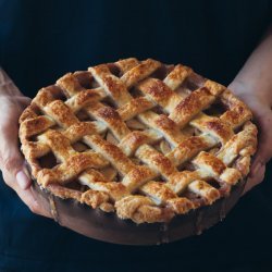 Sweet & Simple Caramel Pie