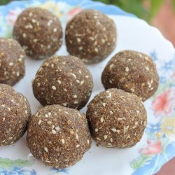 Til Ke Ladoo (sesame Seed Ladoo)