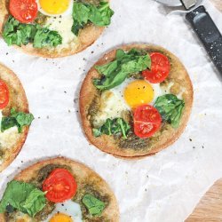 Spinach Breakfast Pizza