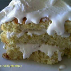 Banana Cream Chiffon Cake With Whipped Cream Filling