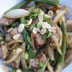 Vietnamese-Style Beef With Garlic, Black Pepper, and Lime