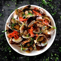 Stir-Fried Clams in Black Bean Sauce