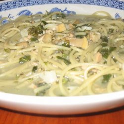 Spaghetti With White Clam Sauce