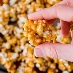 Grandma's Caramel Corn