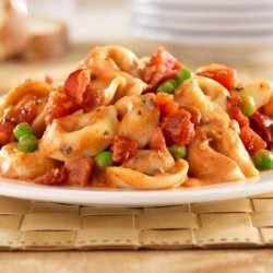 Hunt’s® Tomato and Bacon Tortellini