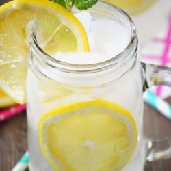 Oh so Easy Lemonade!