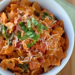 Creamy Basil & Tomato Pasta