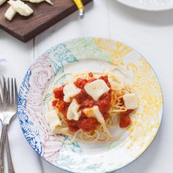 Tomato Sauce With Butter and Onions