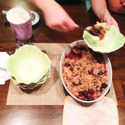 Blackberry-Peach Crisp