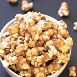 Homemade Caramel Corn