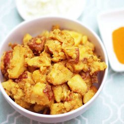 Gobi Aloo (Indian Style Cauliflower with Potato)