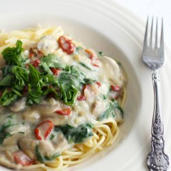 Pasta with Dried Mushrooms and Tomato Sauce