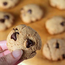 Low Fat Chocolate Chip Cookies (Vegan)