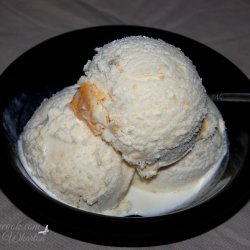 Homemade Peach Ice Cream