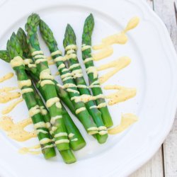 Asparagus With Hollandaise