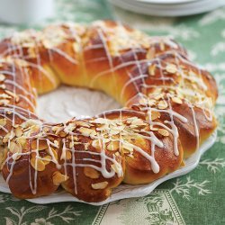 Almond Ring Coffee Cake