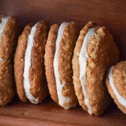 Oatmeal Cream Pie Cookies