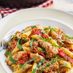 Creamy Chicken and Tomato Pasta