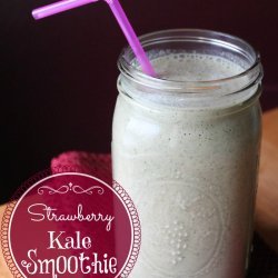 Green Smoothie: Kale with Strawberries