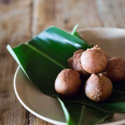 Andagi (Okinawan Doughnuts)