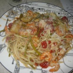 Shrimp With Pasta, Asparagus, Artichoke & Diced Tomatoes